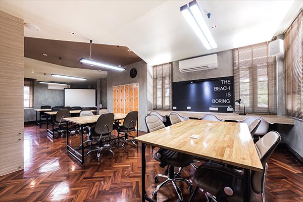 ภาพจาก Maven Mesh Co-Working Space & Cafe'