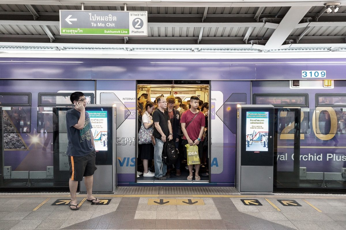 MRT ลาดพร้าว สถานีที่เชื่อมไปยังหลากหลายย่านสำคัญ
